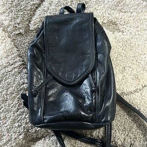 MOWEN LEATHER DESIGN COPLEY, OHIO LEATHER BACKPACK PURSE